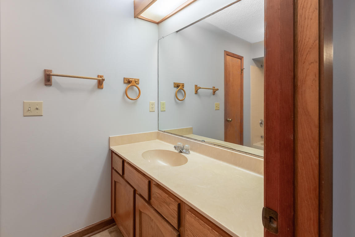 CEDAR RIDGE PH 4 - Residential
