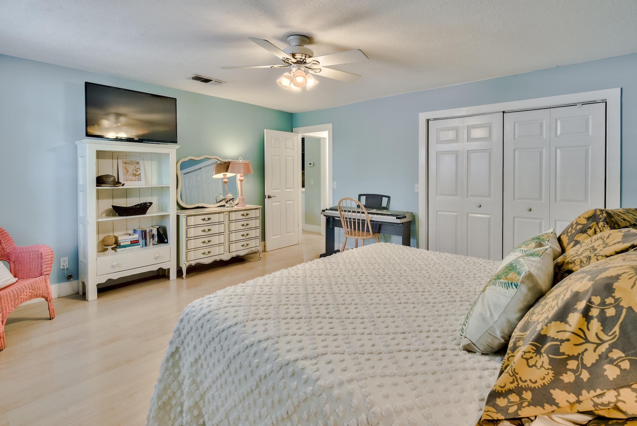 GULF HILLS ESTATES UNREC - Residential