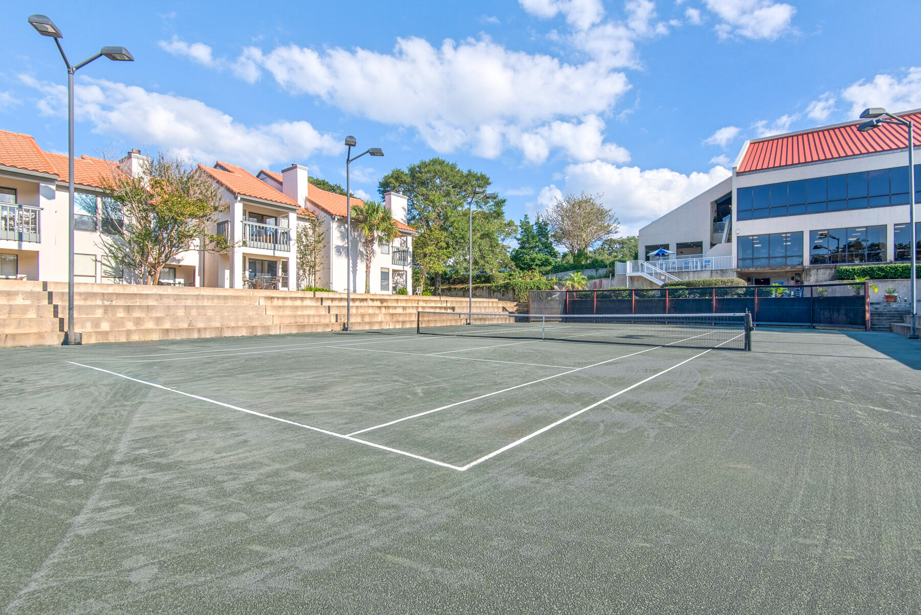 TIDES AT TOPS'L - Residential