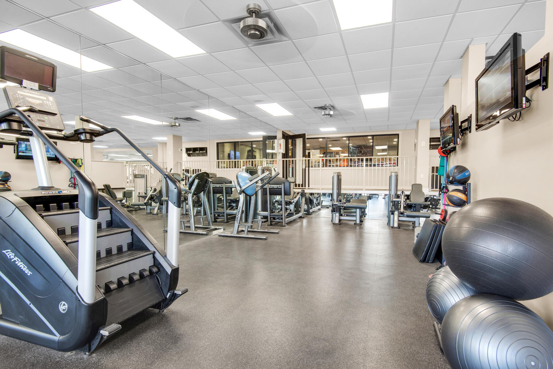 TIDES AT TOPS'L - Residential