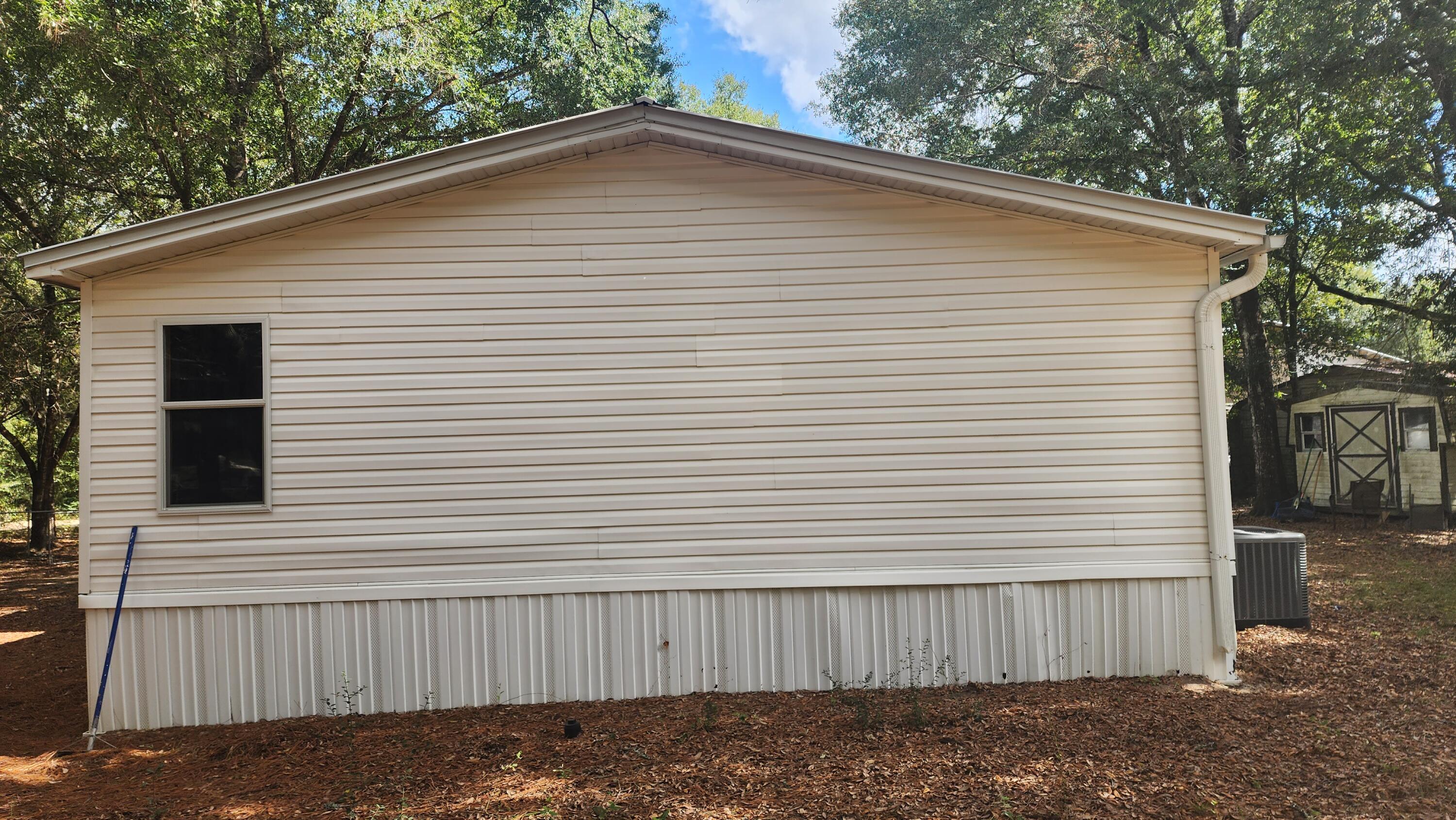 NO RECORDED SUBDIVISION - Residential