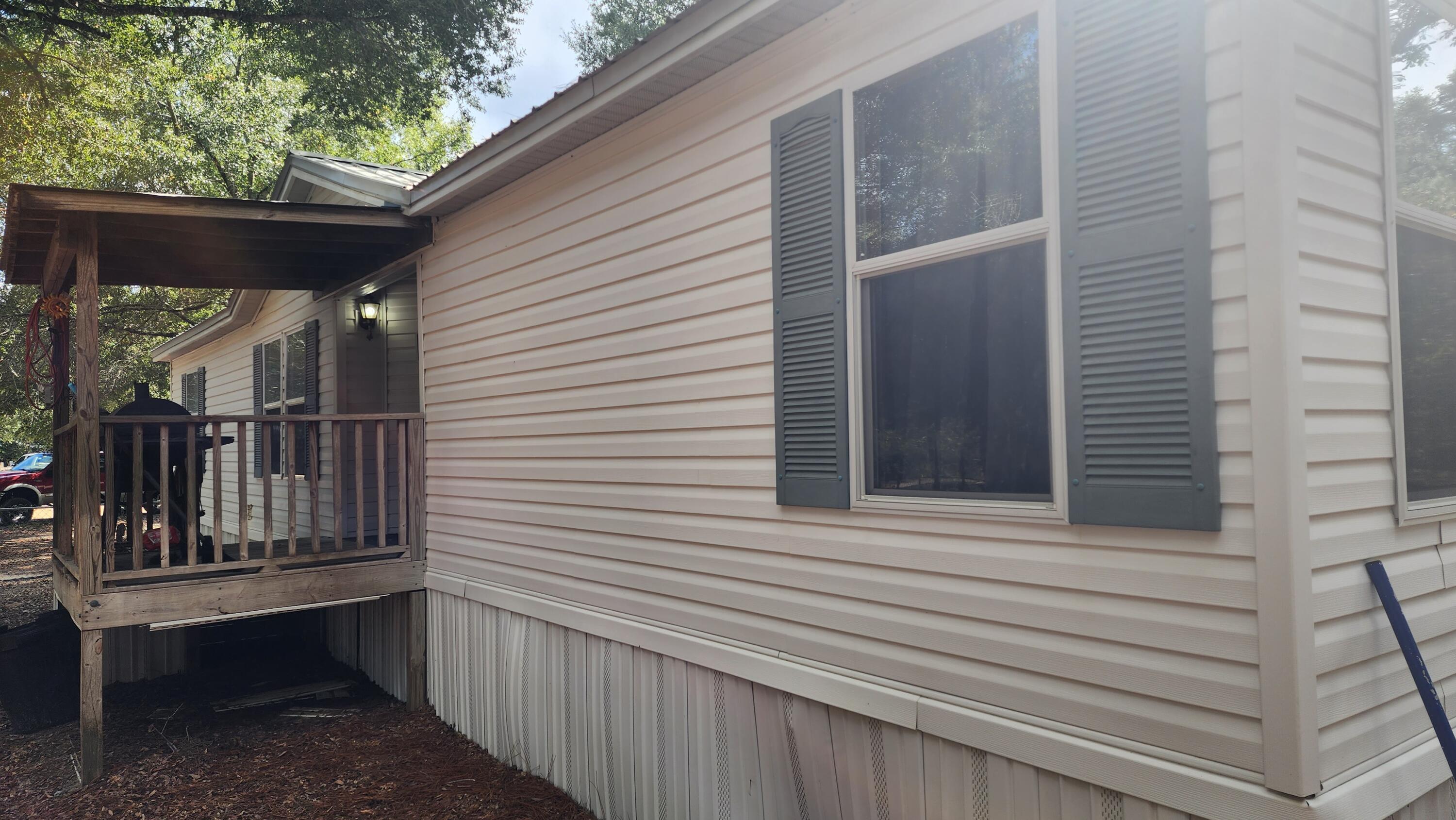 NO RECORDED SUBDIVISION - Residential