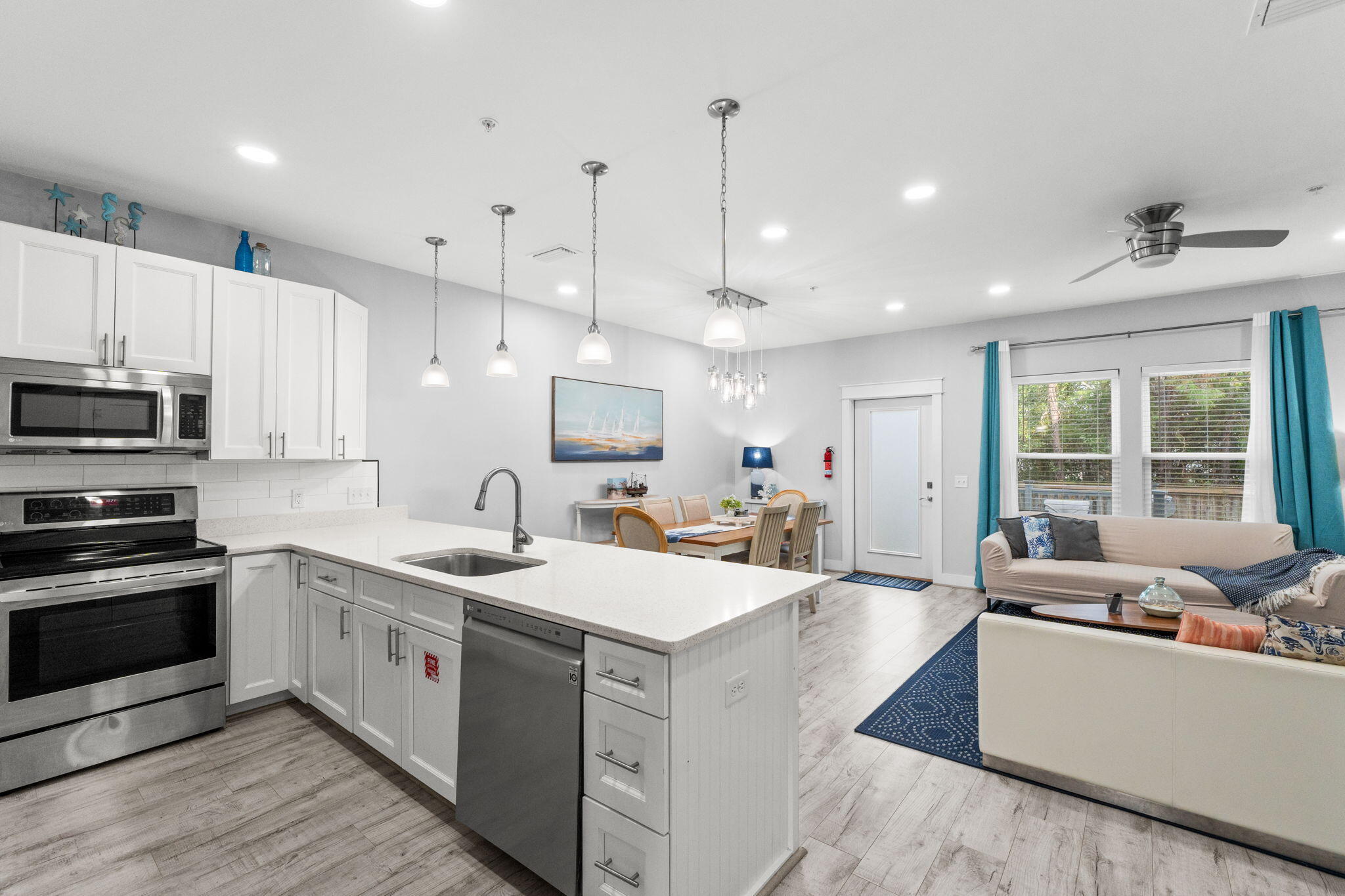 THE PINES - Residential