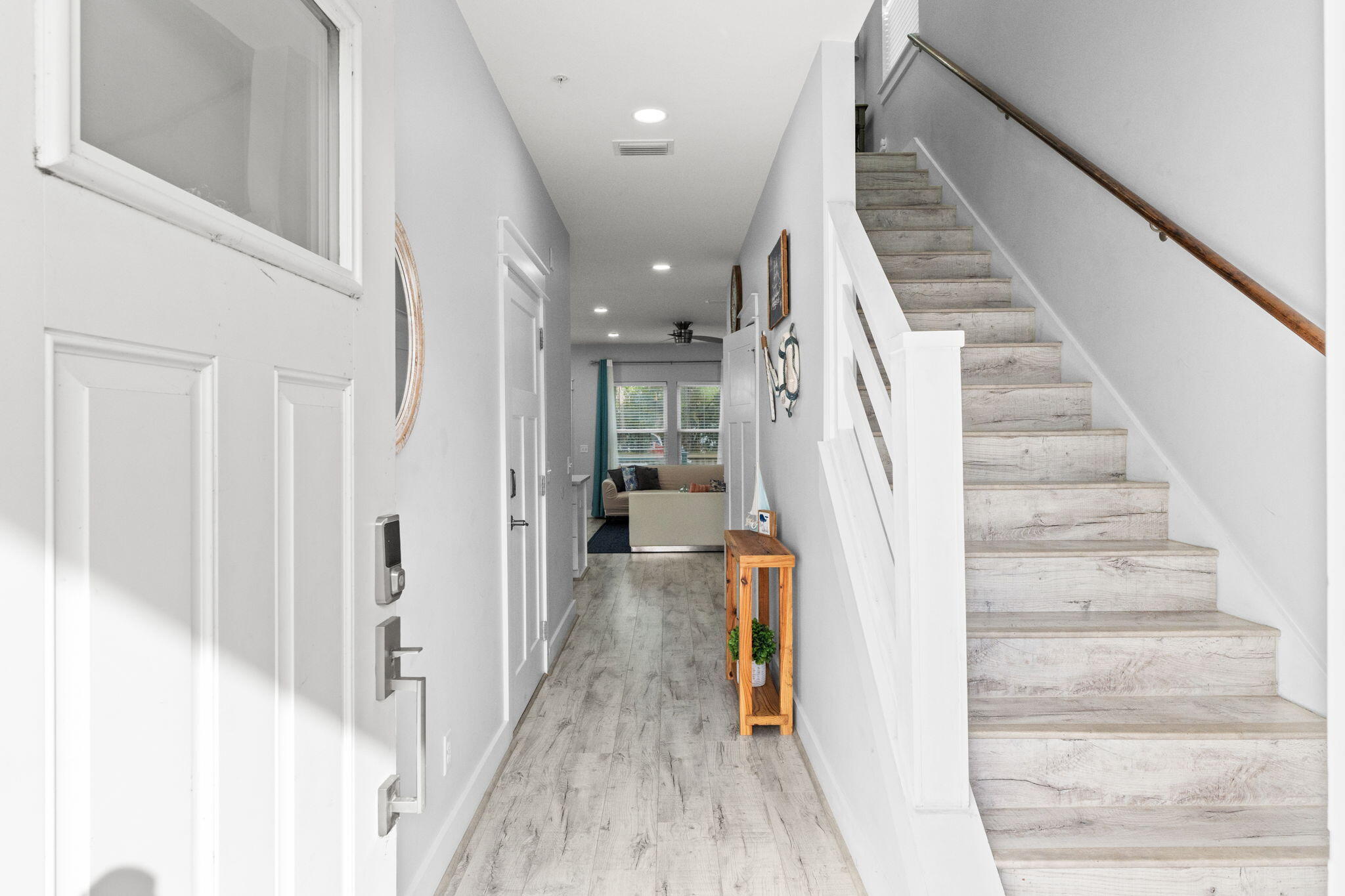 THE PINES - Residential