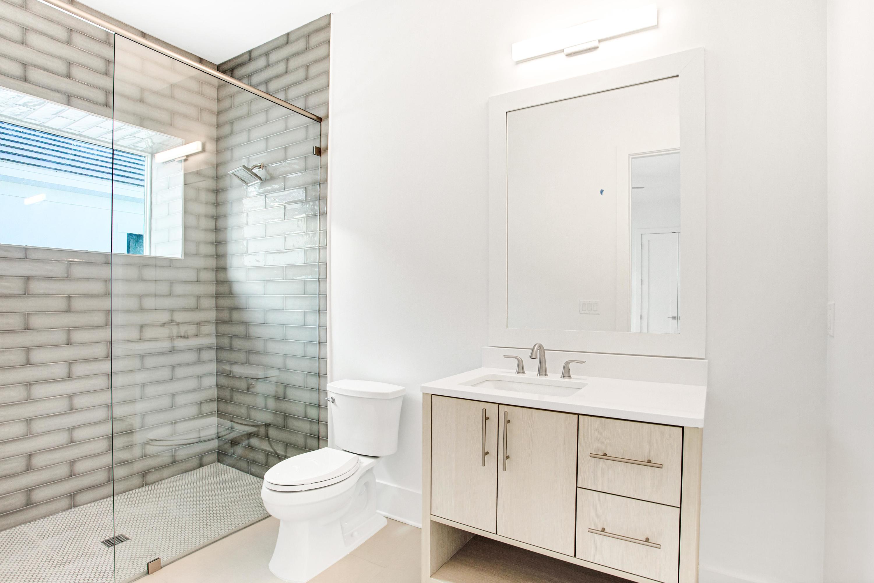 REGATTA BAY PH 1 - Residential