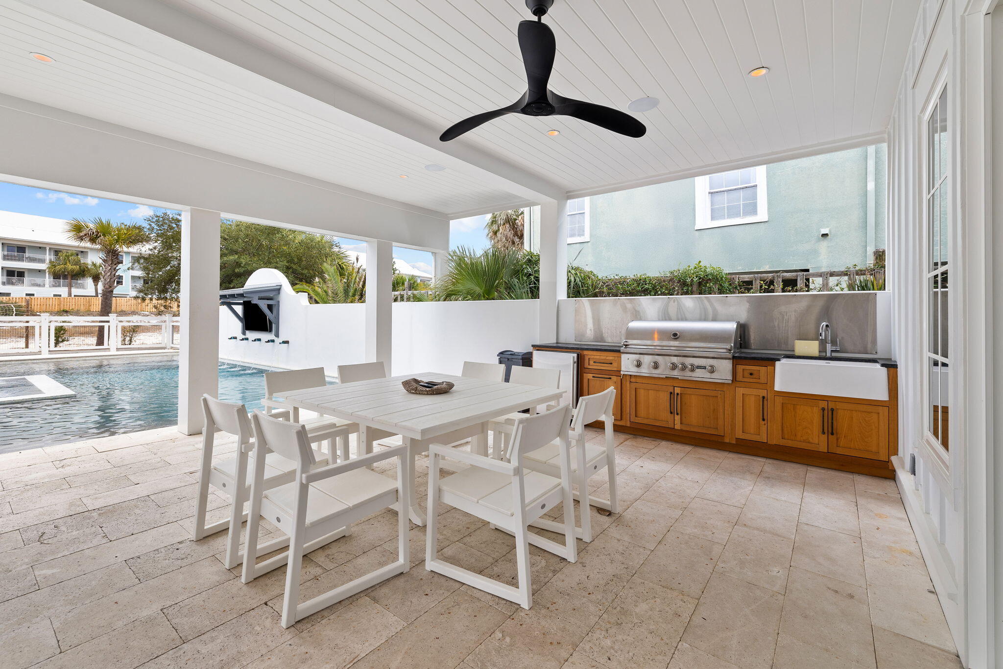 WALK OVER DUNES - Residential