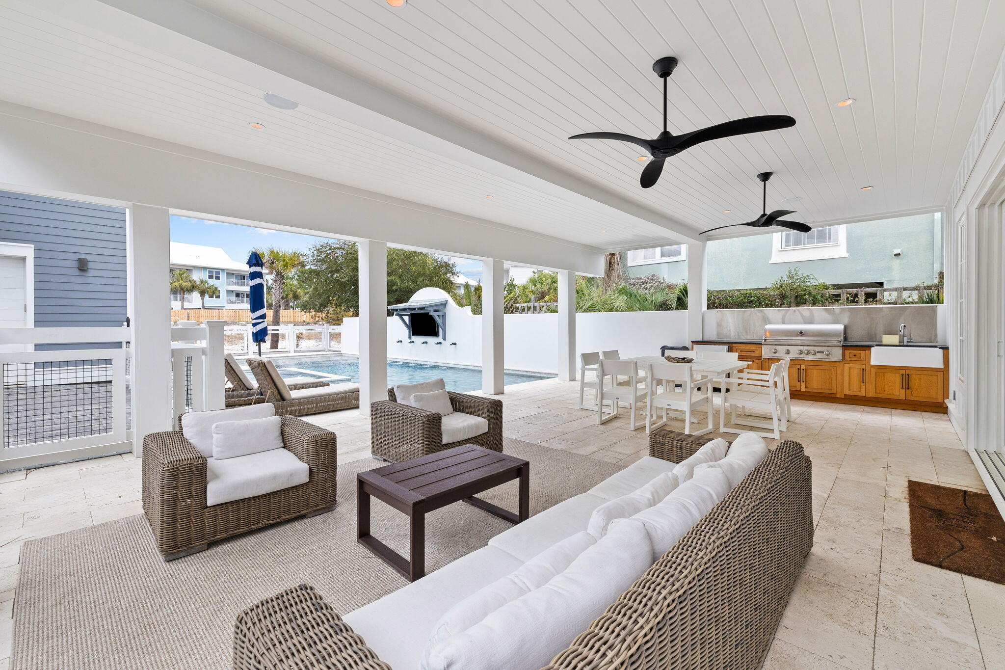 WALK OVER DUNES - Residential