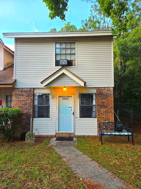 A home in Fort Walton Beach