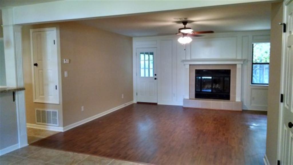 PINE MEADOWS ADD #2 LOT 3 BLK C - Residential