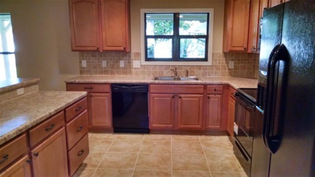 PINE MEADOWS ADD #2 LOT 3 BLK C - Residential