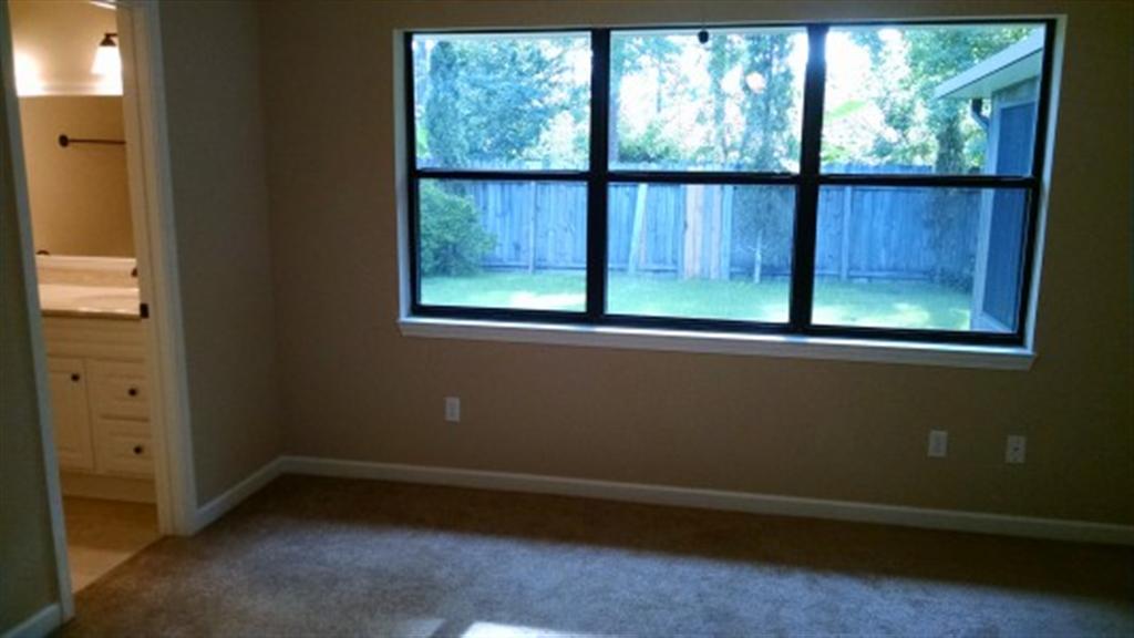 PINE MEADOWS ADD #2 LOT 3 BLK C - Residential