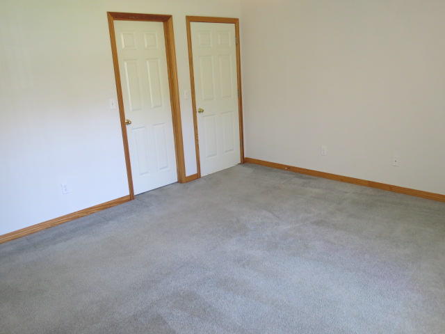 DIXIE MANOR T/H - Residential Lease