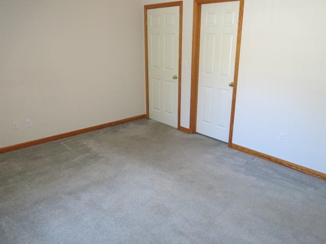 DIXIE MANOR T/H - Residential Lease