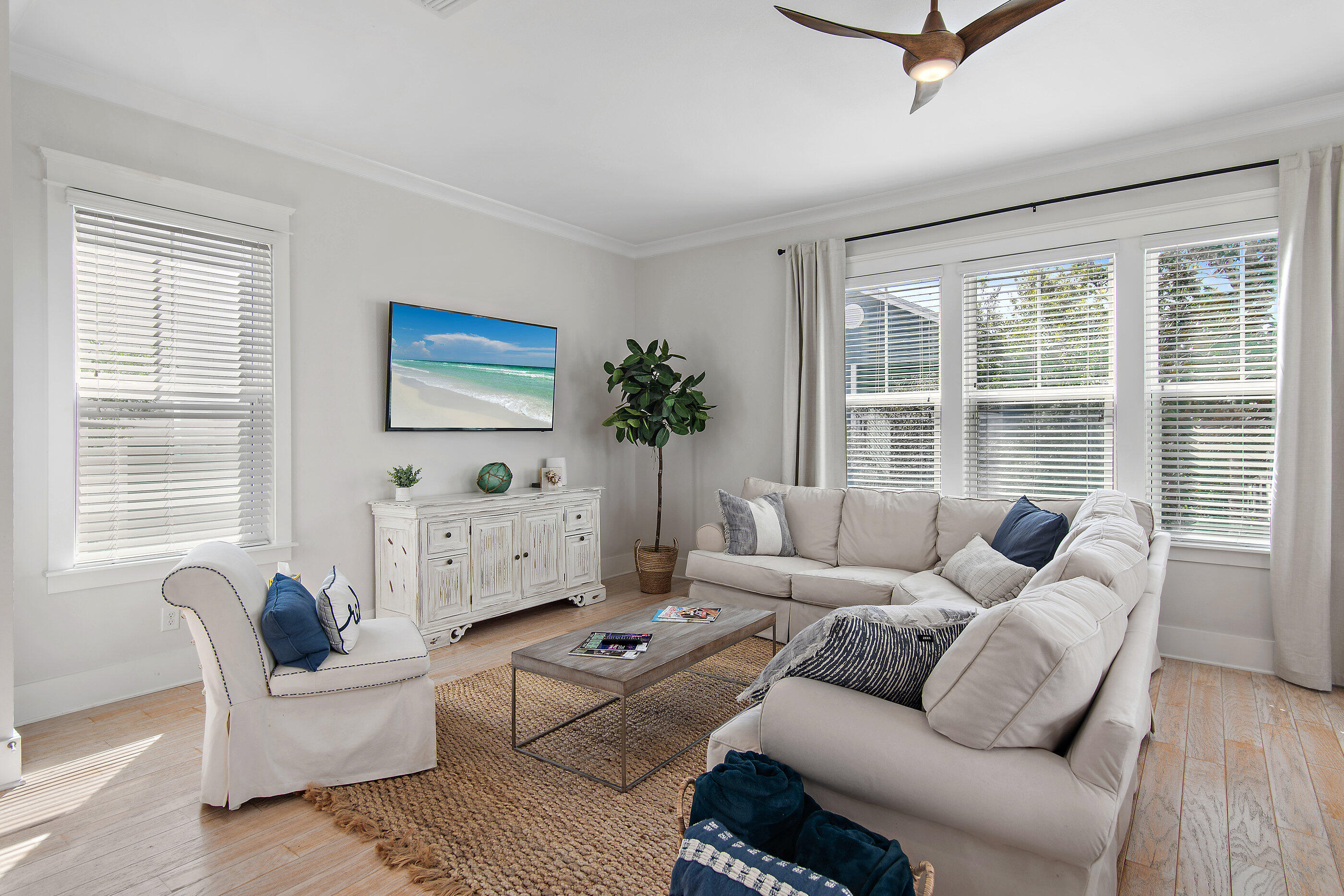 HIGHLAND PARKS - Residential