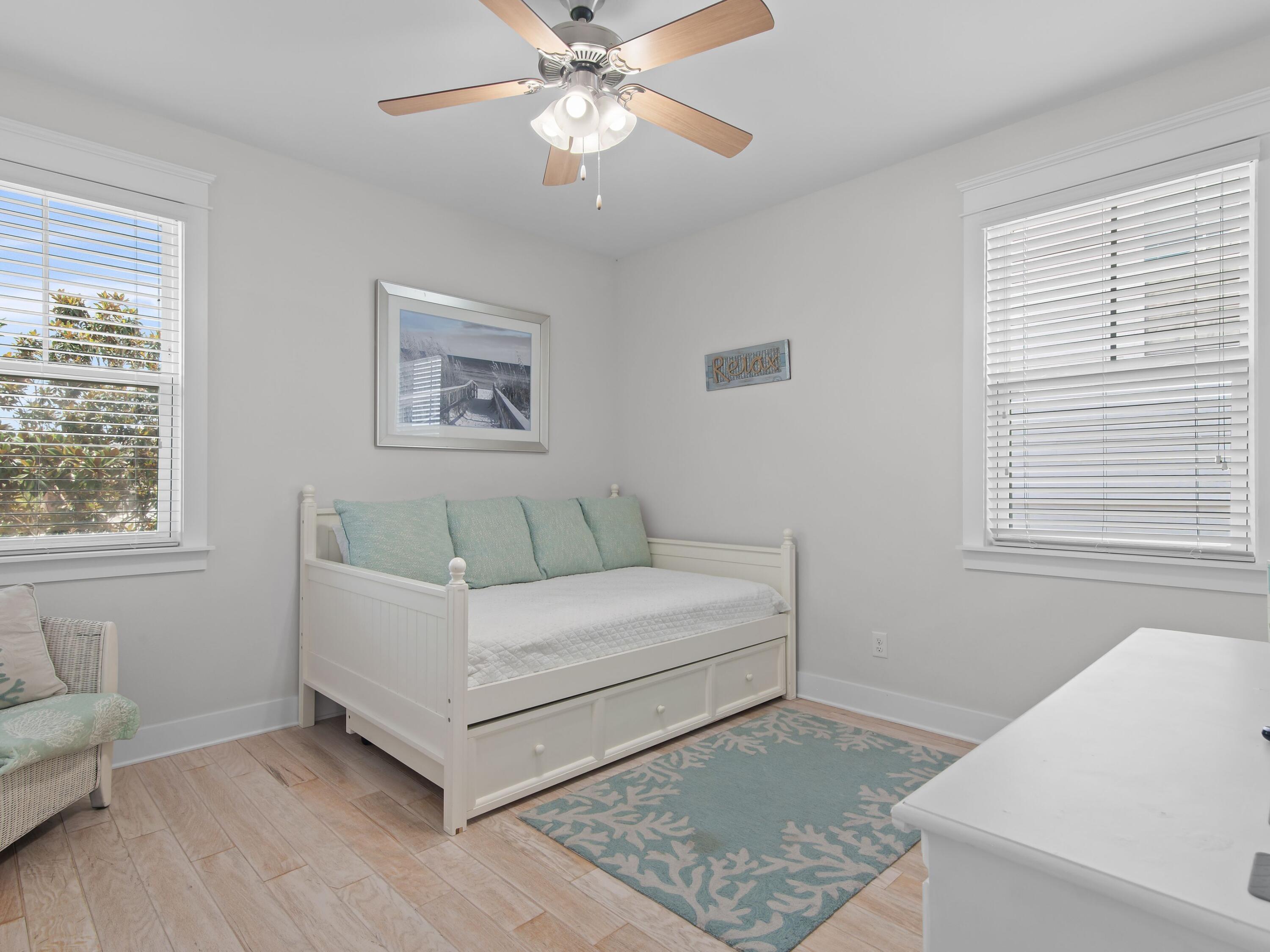 HIGHLAND PARKS - Residential