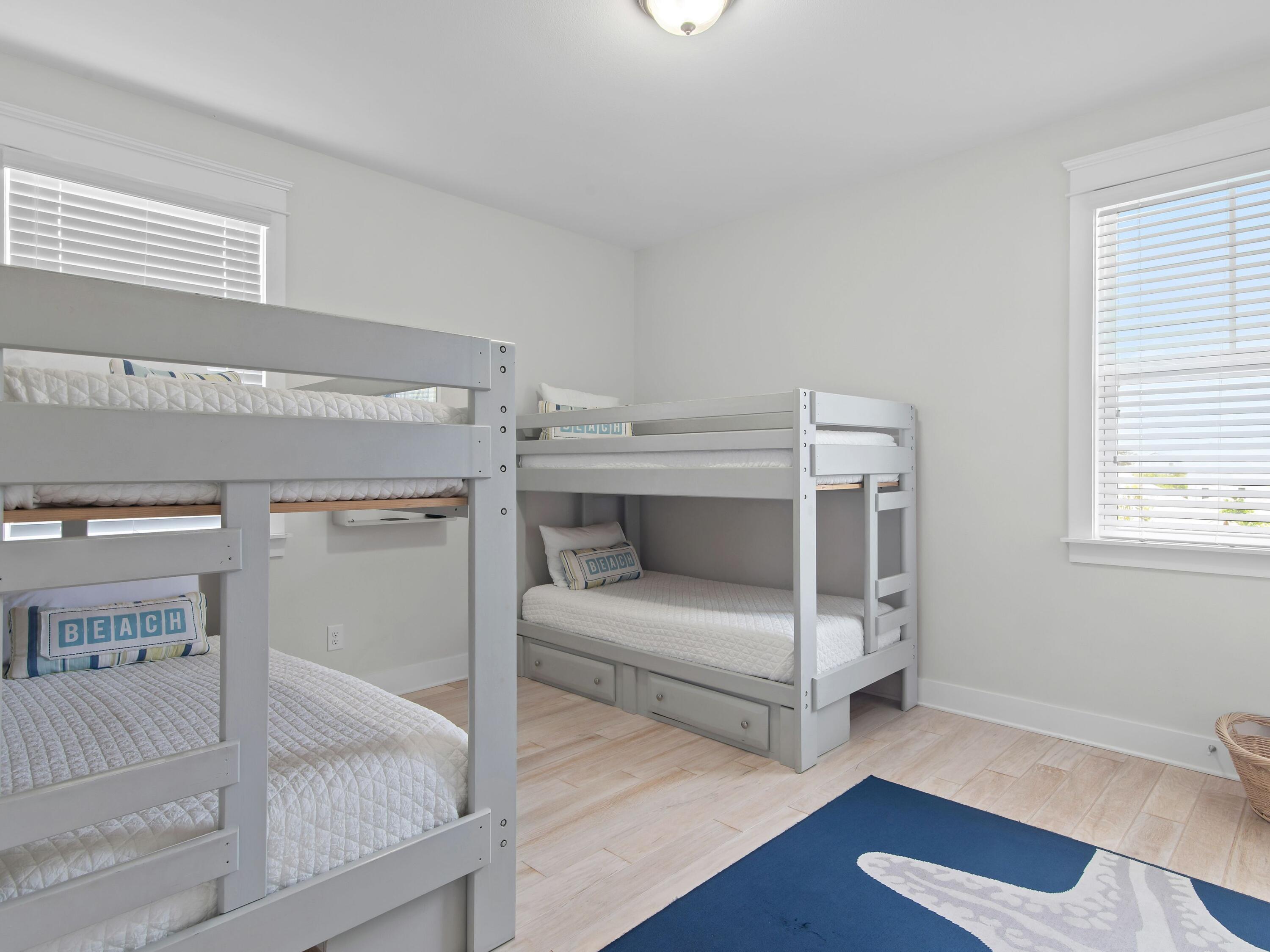 HIGHLAND PARKS - Residential