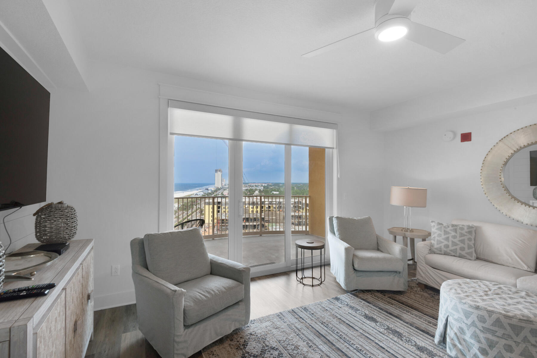 Calypso Towers III - Residential