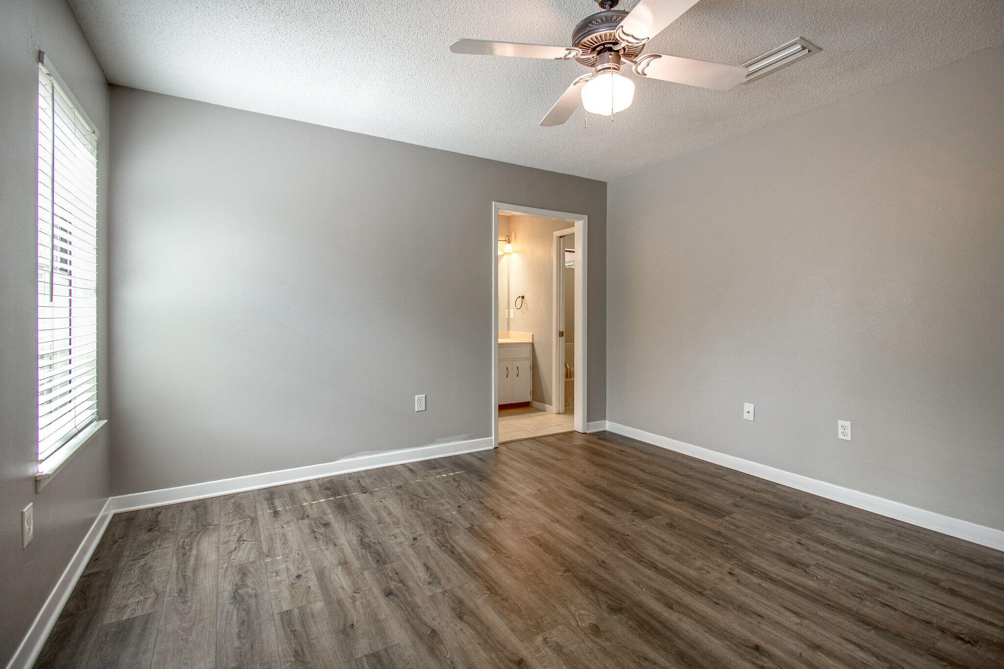 WHITE POINT AC - Residential Lease