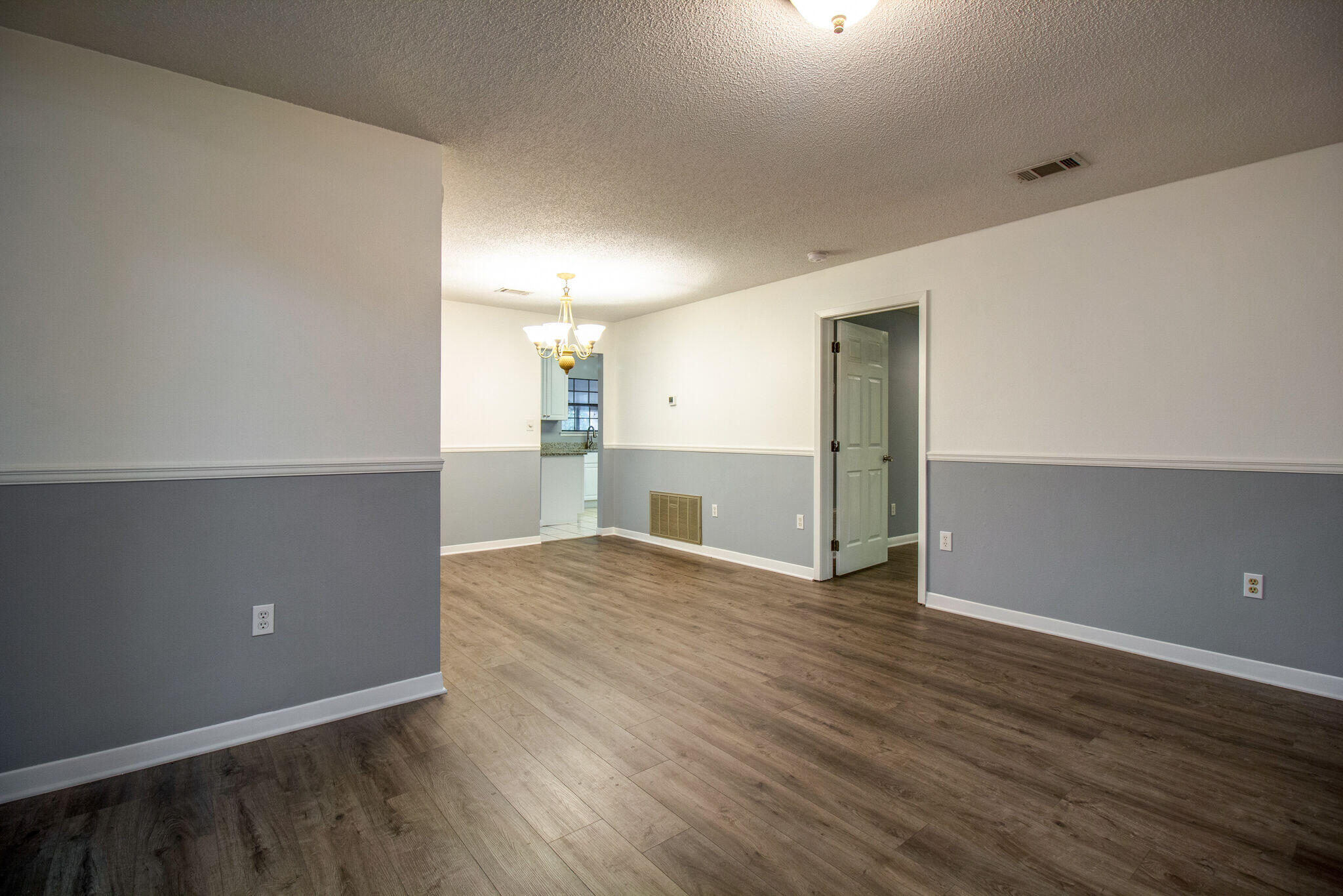 WHITE POINT AC - Residential Lease