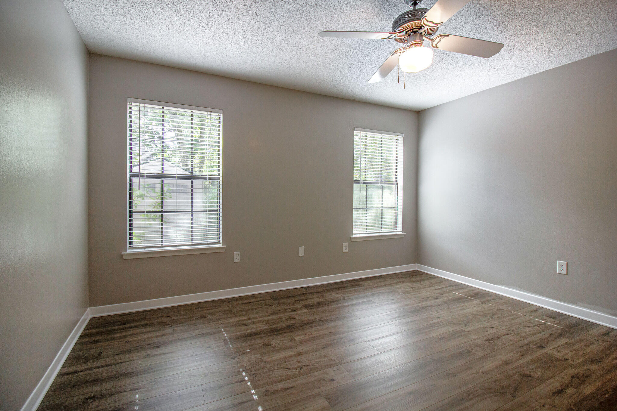 WHITE POINT AC - Residential Lease