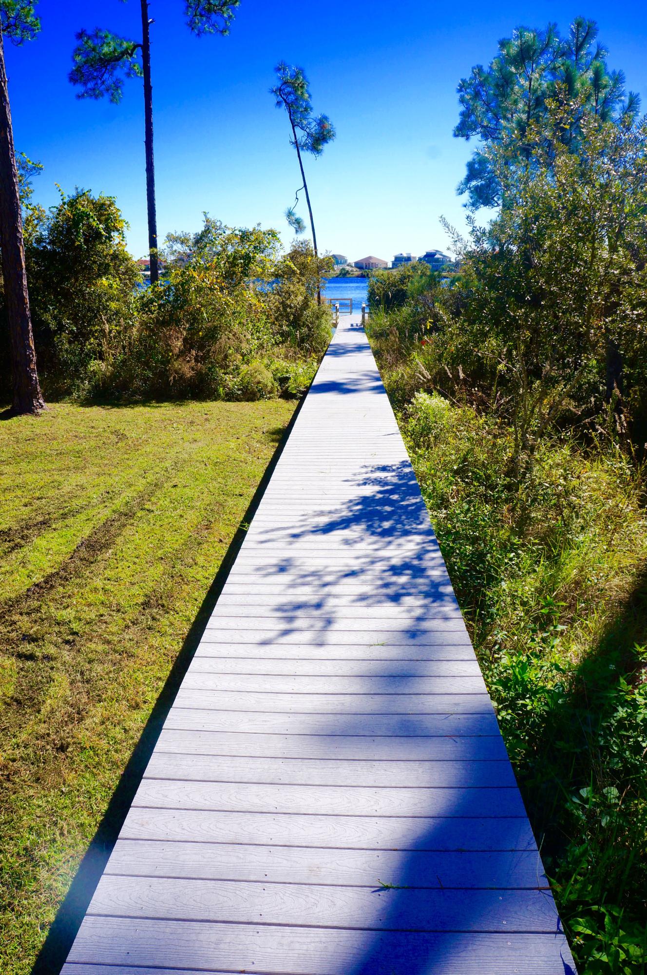 DUNE BREEZE VILLAS - Residential