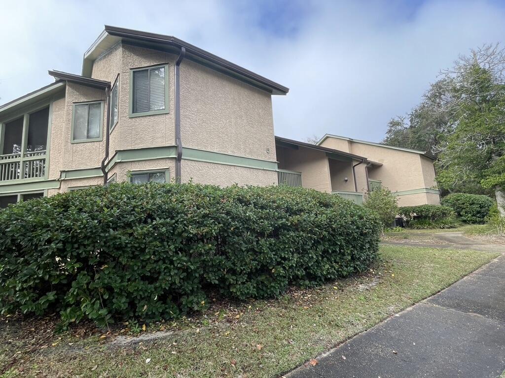 GARDEN OAKS CONDO - Residential Lease