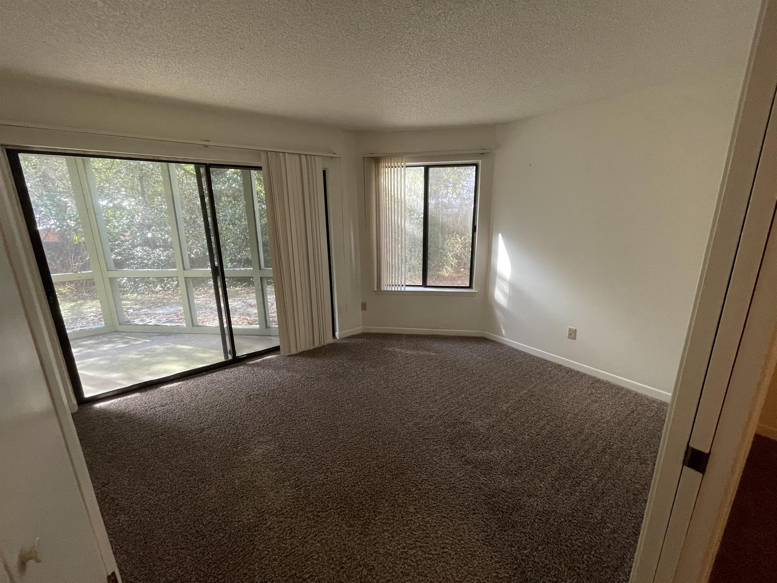 GARDEN OAKS CONDO - Residential Lease