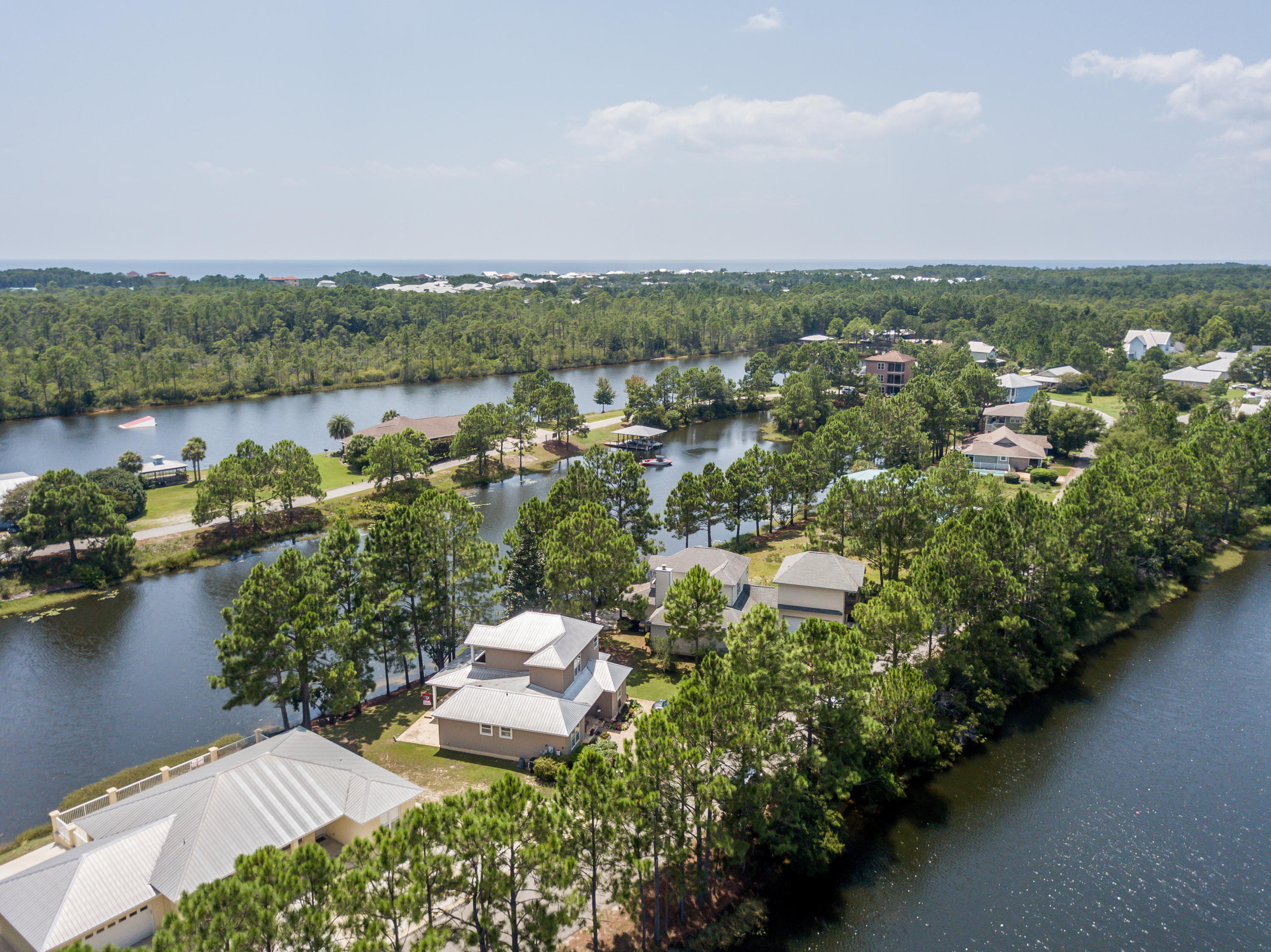 SHORTLINE LAKE ESTATES - Residential