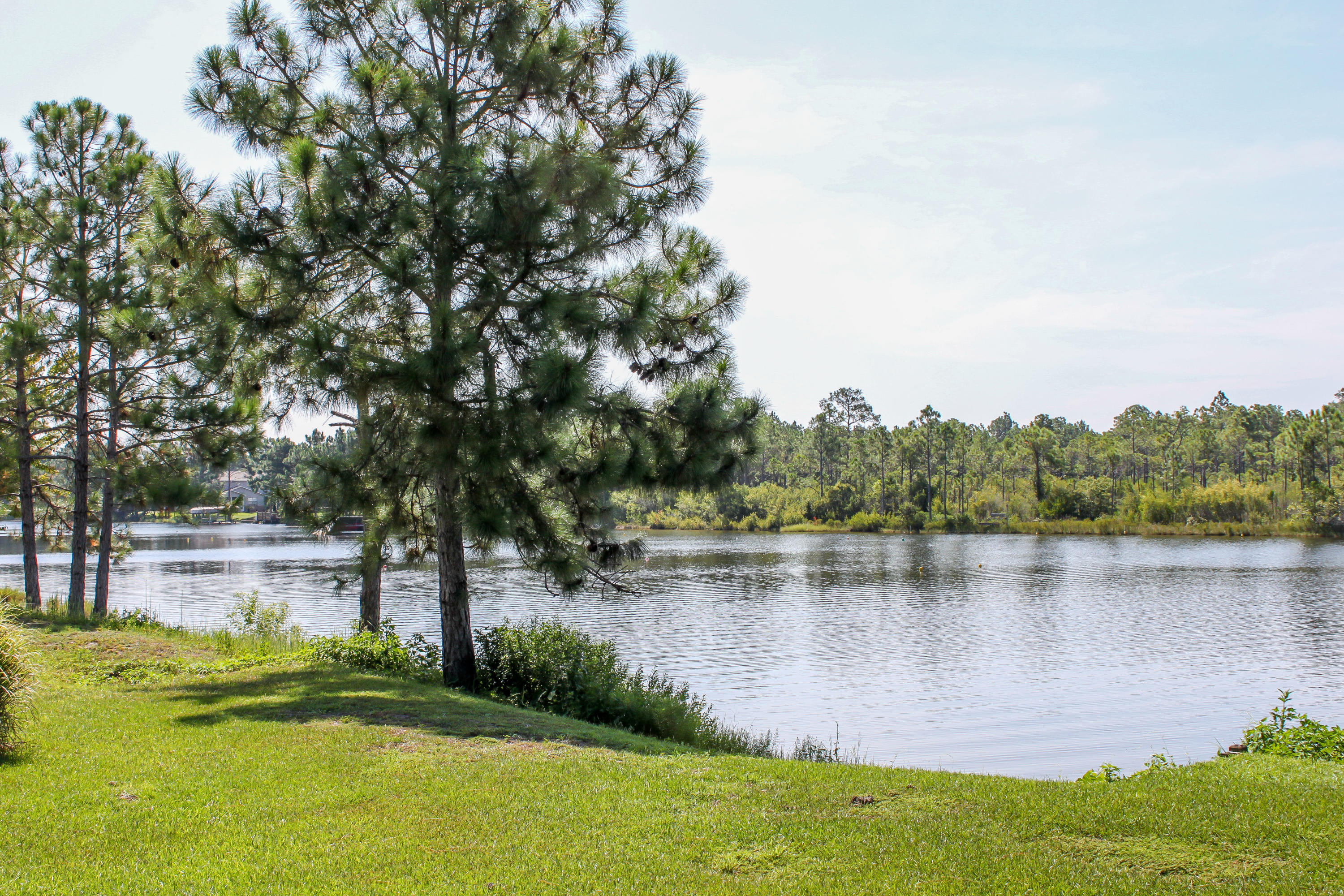 SHORTLINE LAKE ESTATES - Residential