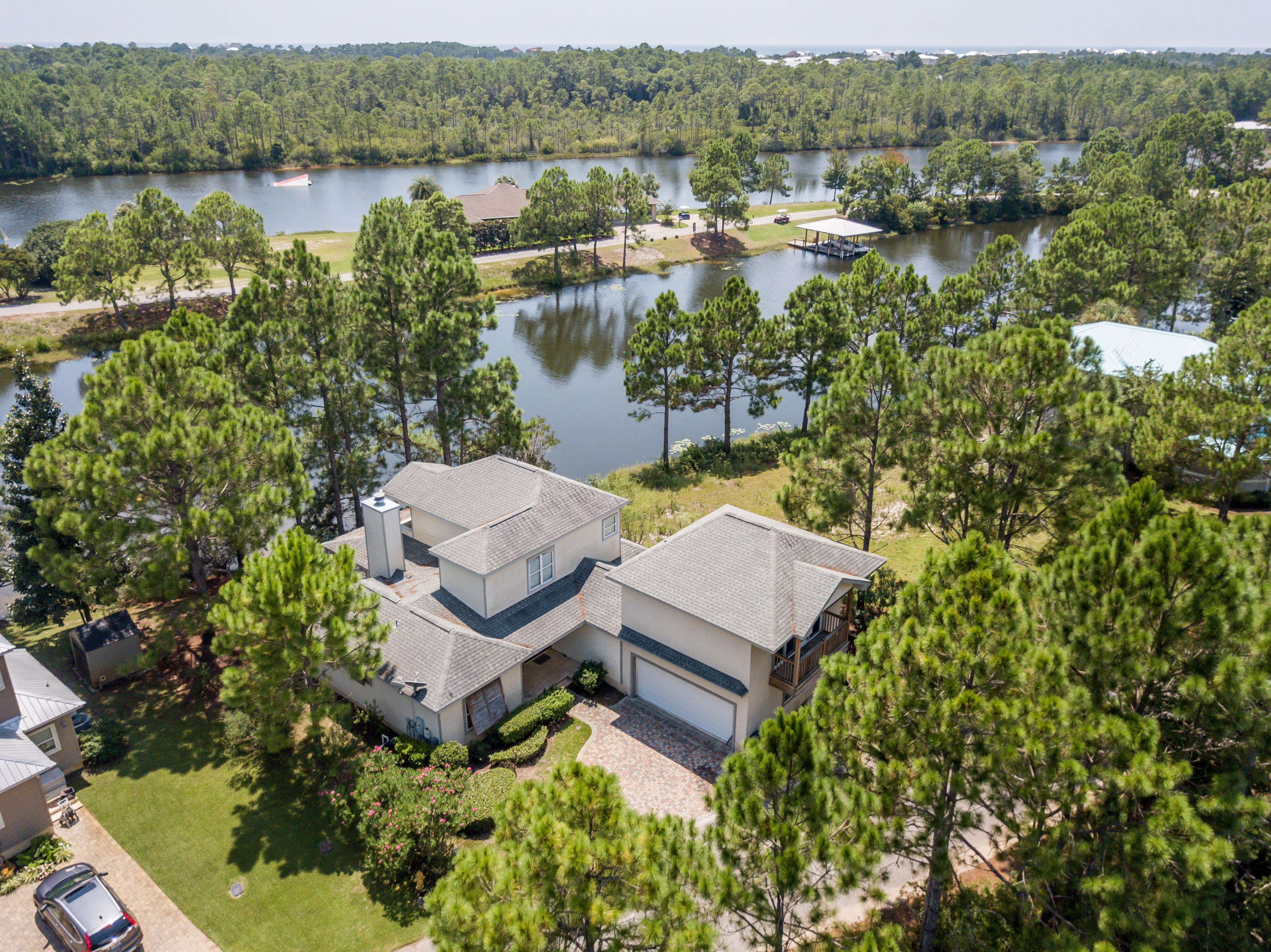 SHORTLINE LAKE ESTATES - Residential