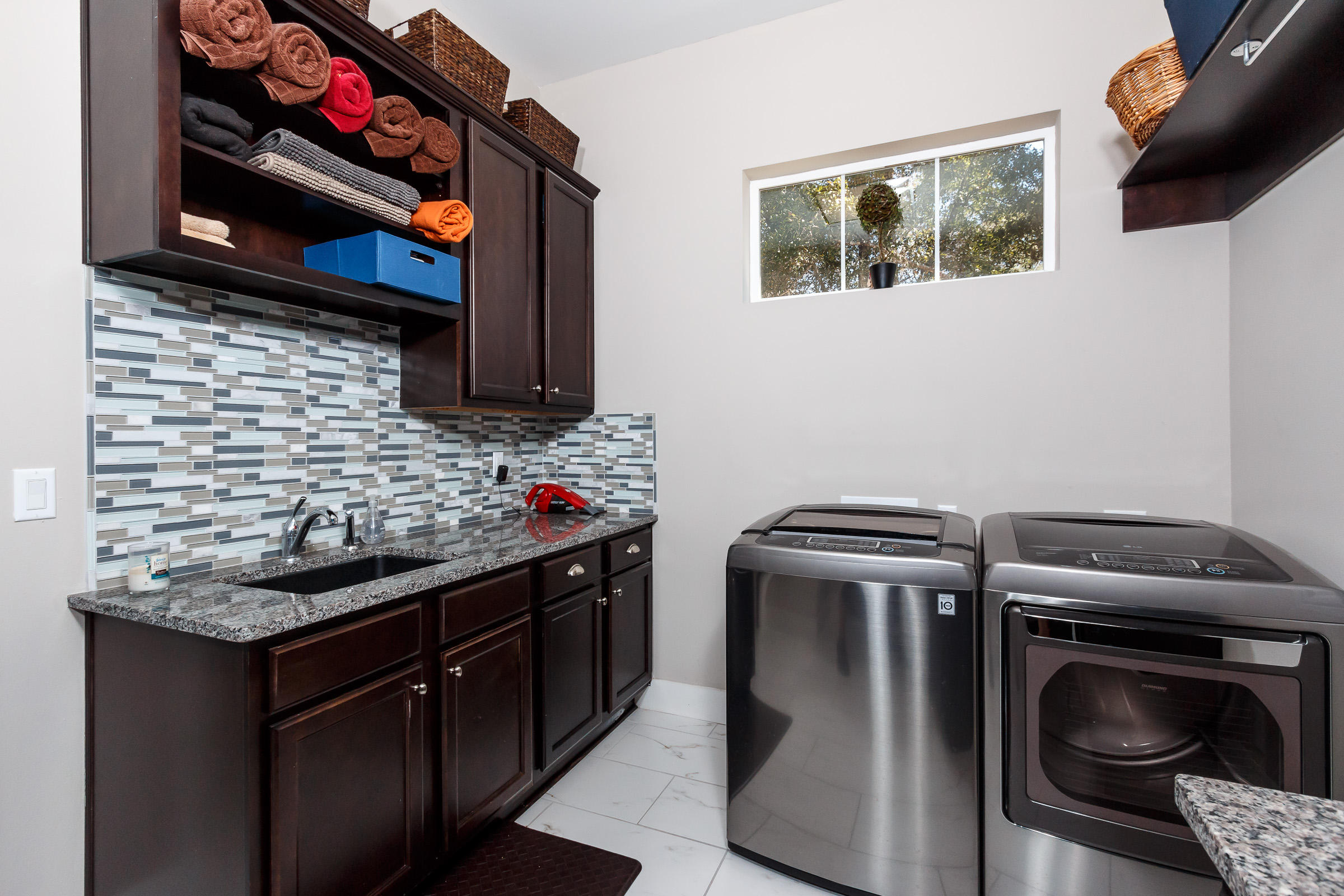 PARISH AT BLUEWATER POINT - Residential