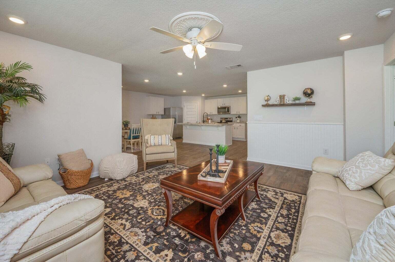 HERITAGE PLANTATION - Residential Lease
