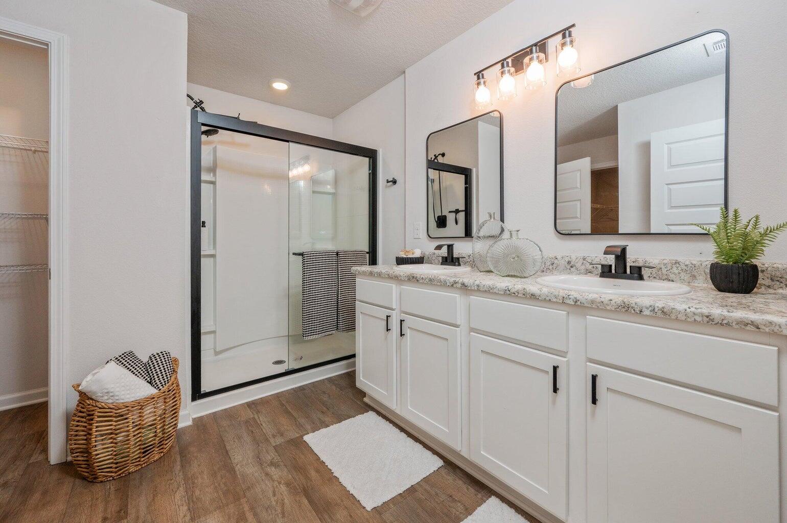 HERITAGE PLANTATION - Residential Lease