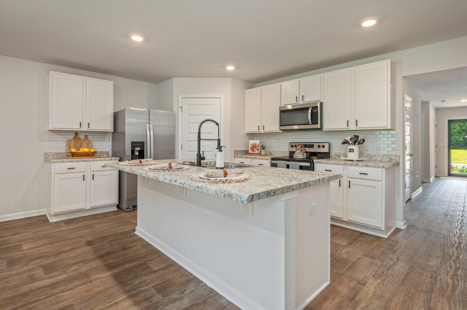 HERITAGE PLANTATION - Residential Lease
