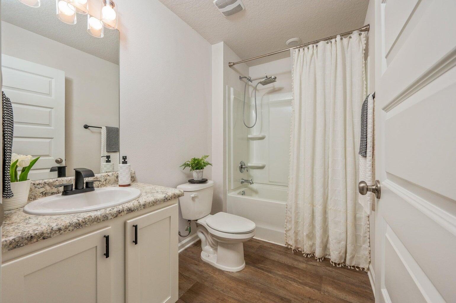 HERITAGE PLANTATION - Residential Lease