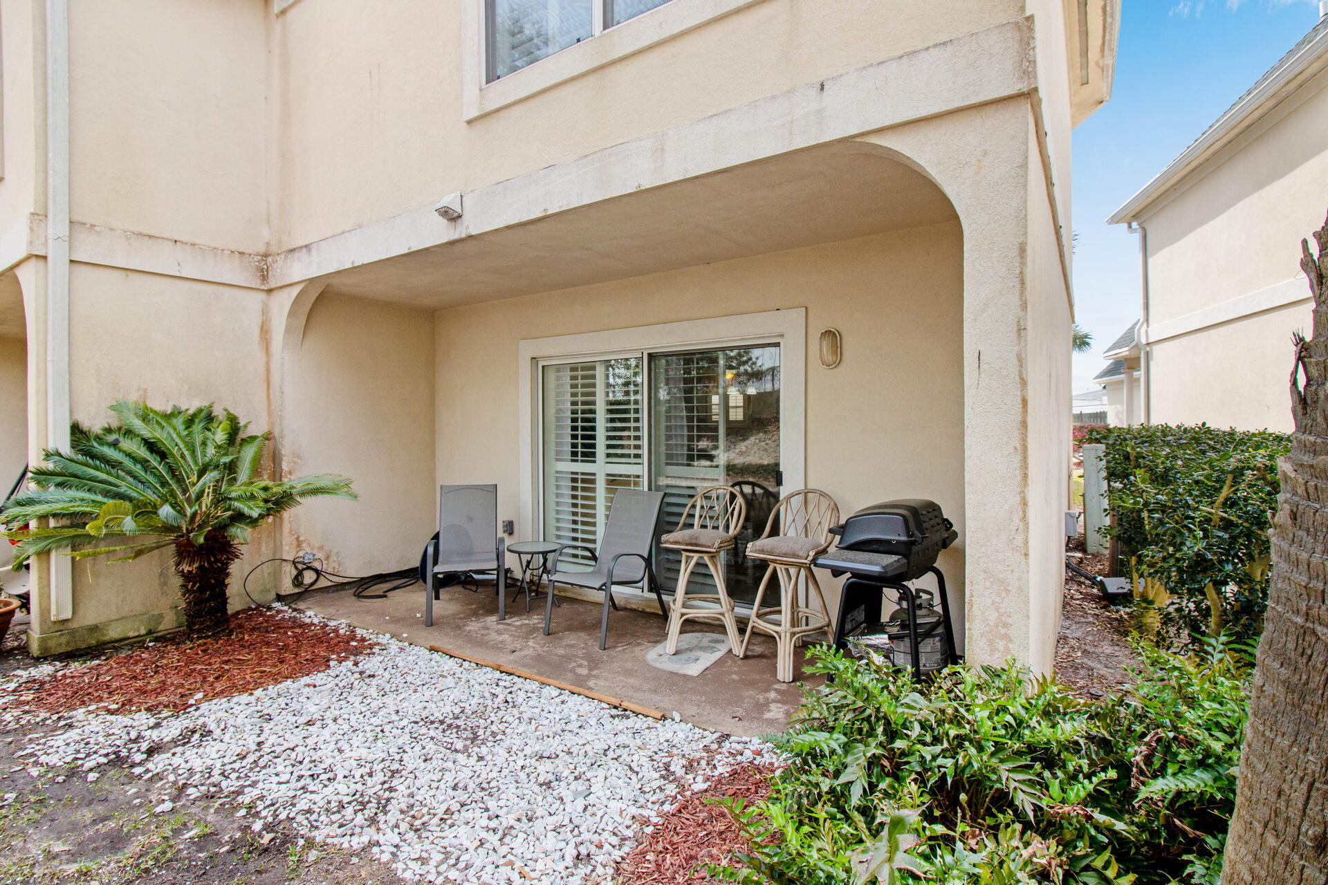 PELICAN PLACE T/H EAST - Residential