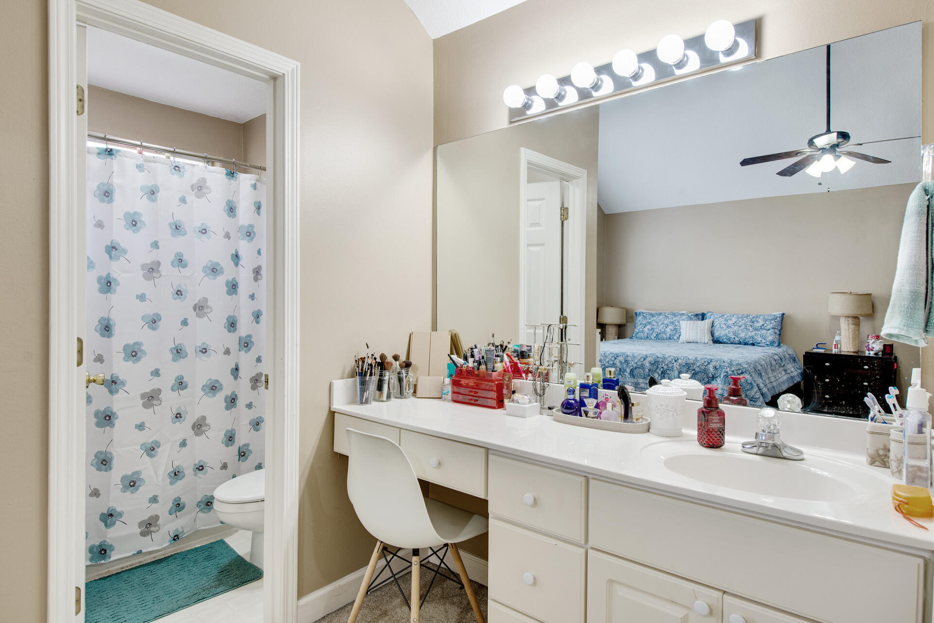 PELICAN PLACE T/H EAST - Residential