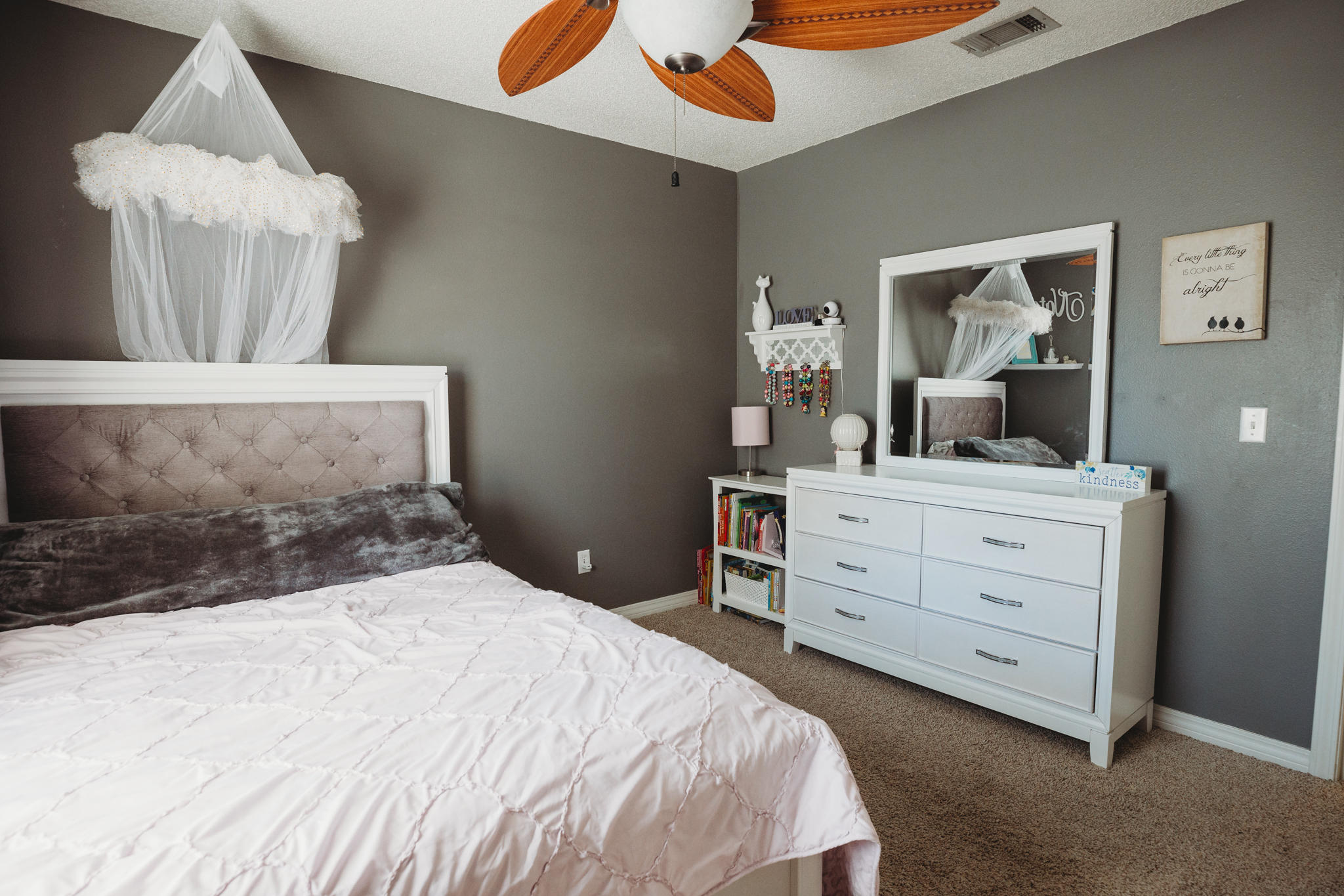 COUNTRY BREEZE ESTATES - Residential