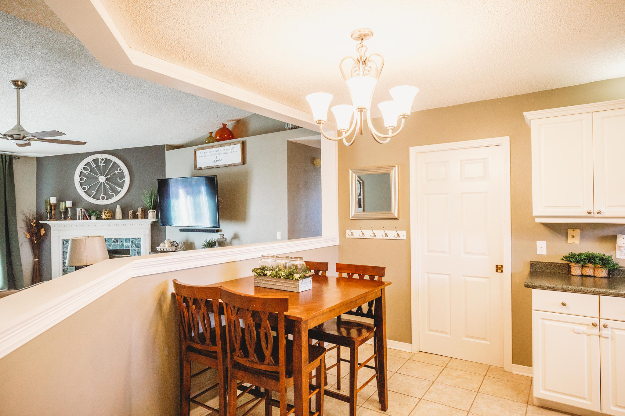 COUNTRY BREEZE ESTATES - Residential