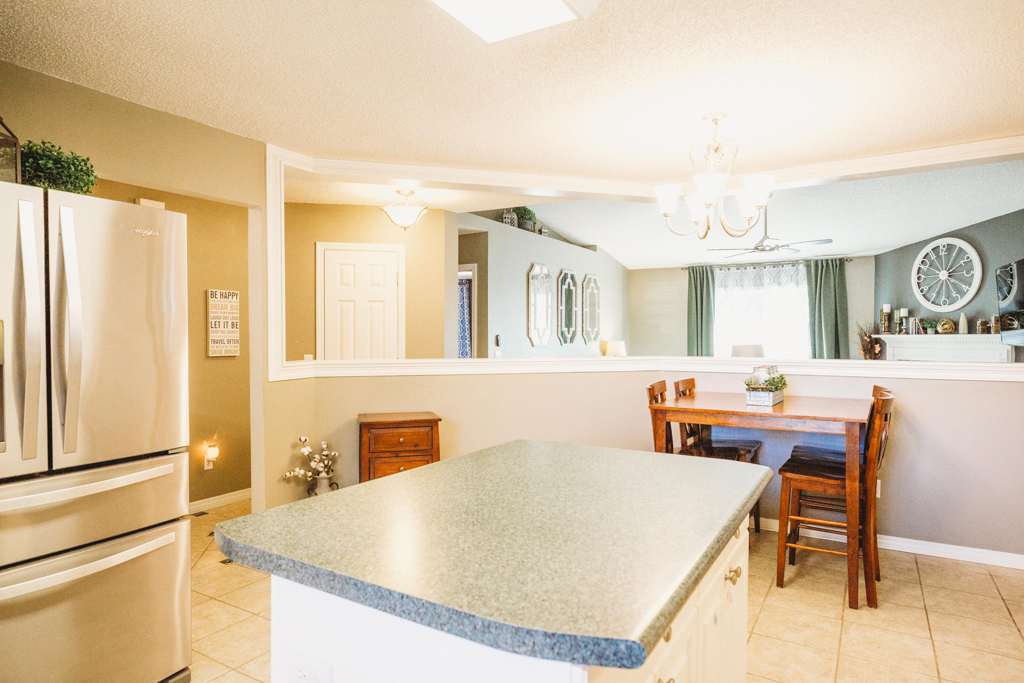 COUNTRY BREEZE ESTATES - Residential