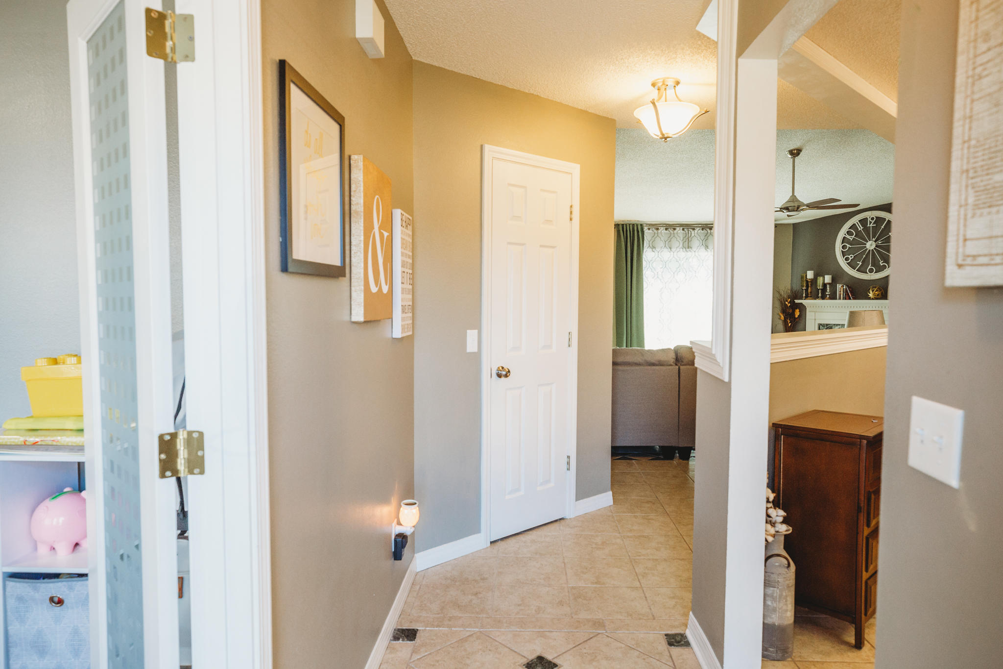 COUNTRY BREEZE ESTATES - Residential