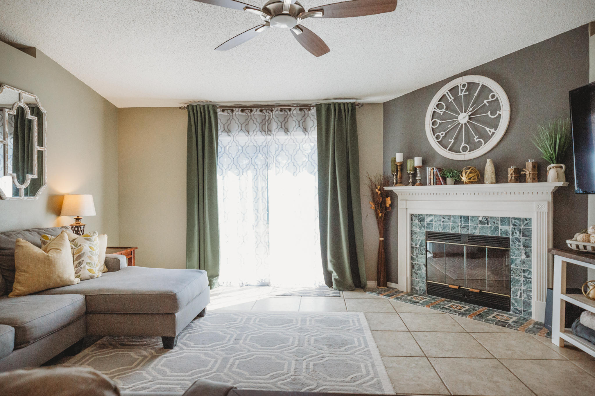 COUNTRY BREEZE ESTATES - Residential