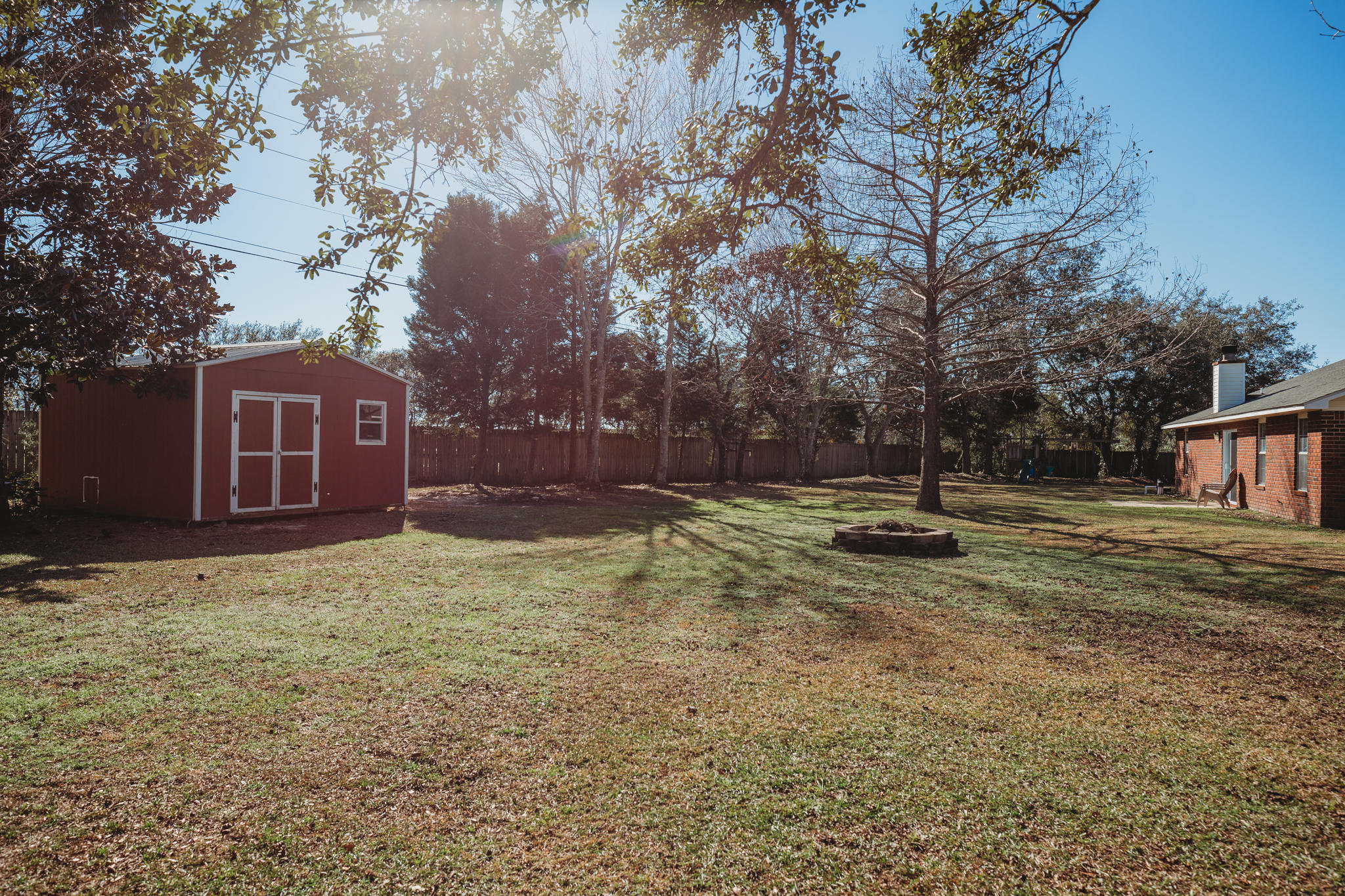 COUNTRY BREEZE ESTATES - Residential