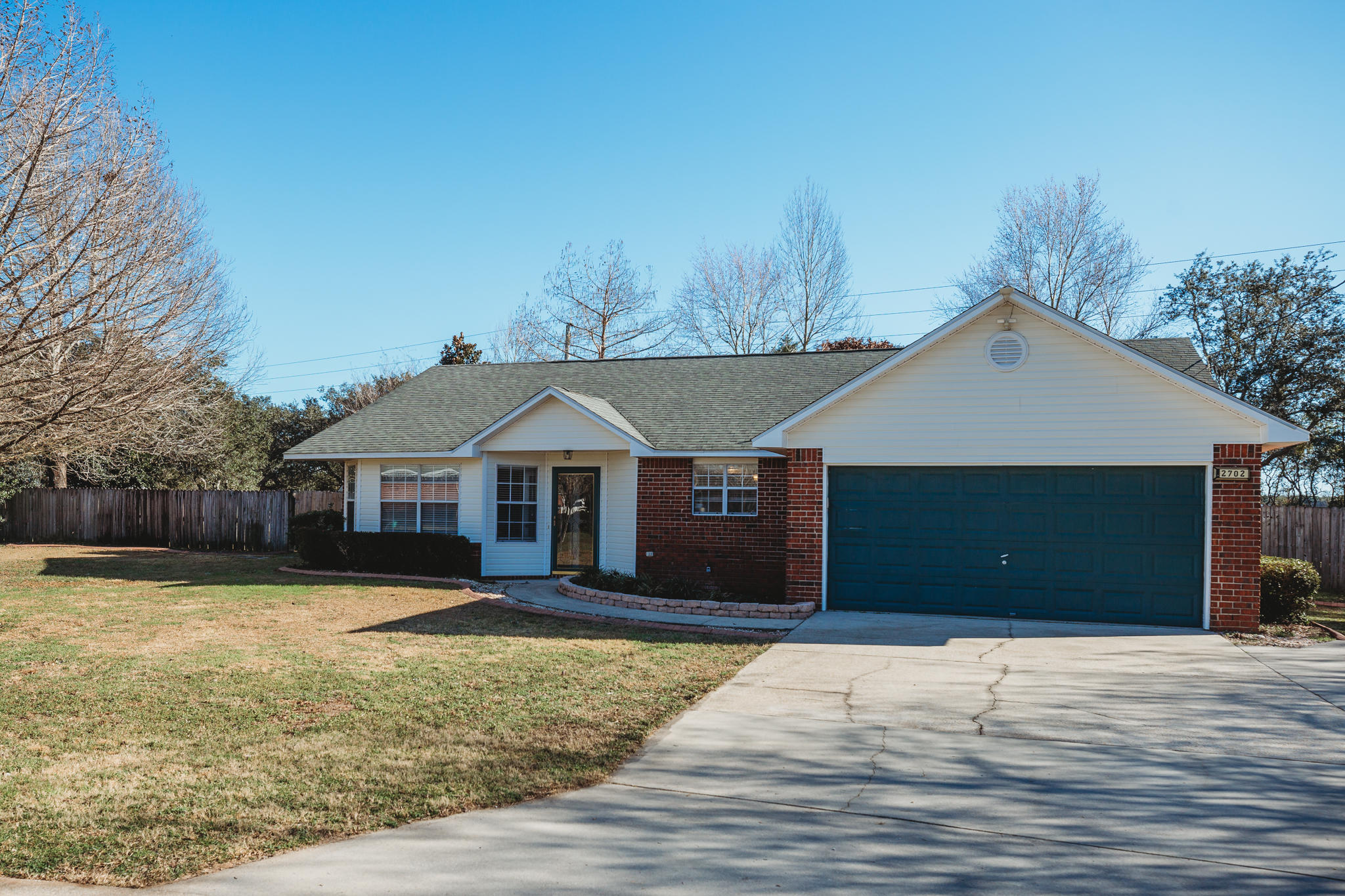 COUNTRY BREEZE ESTATES - Residential