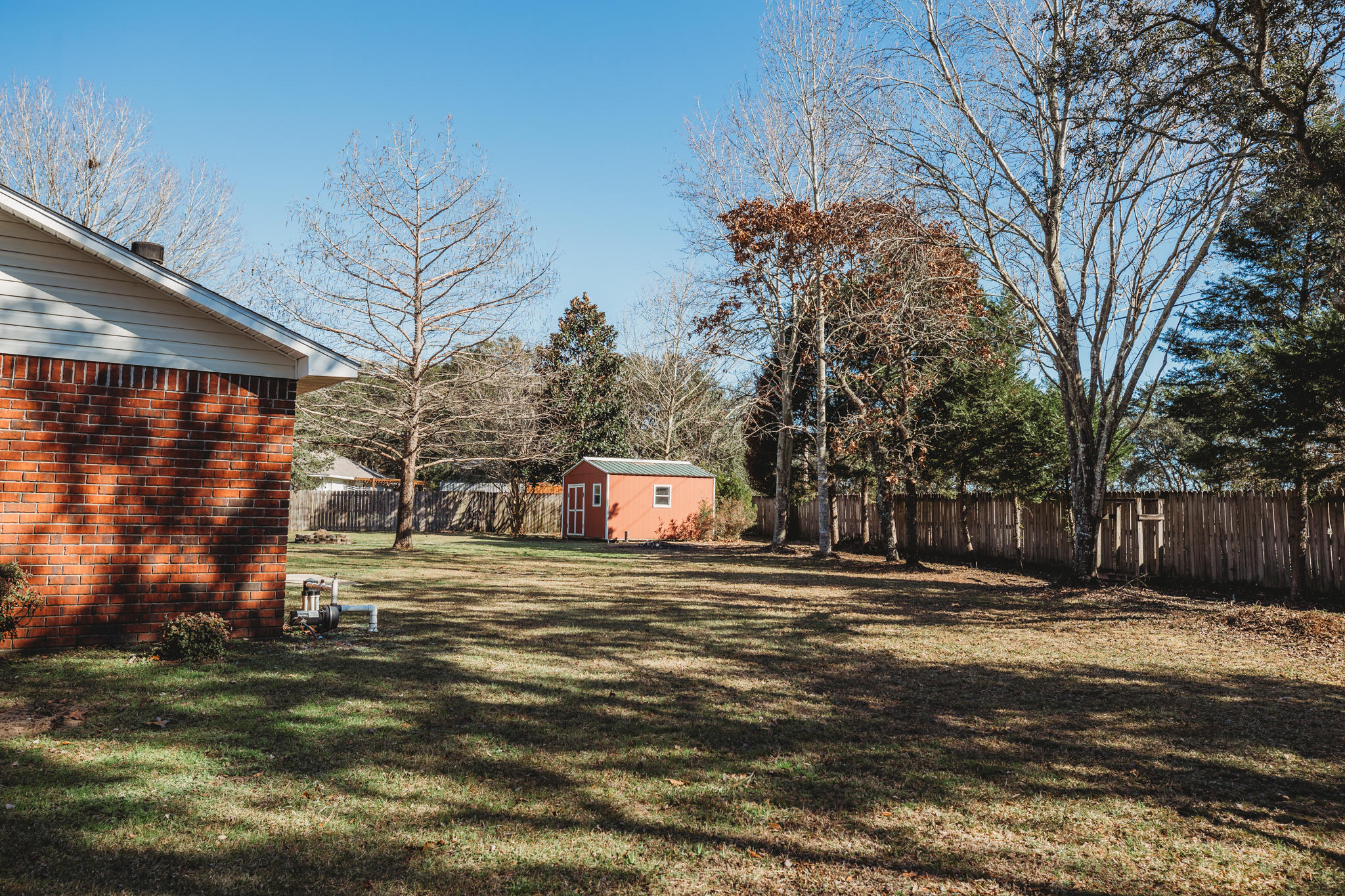 COUNTRY BREEZE ESTATES - Residential