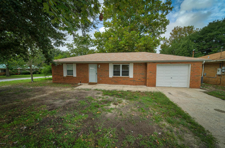 NO RECORDED SUBDIVISION - Residential