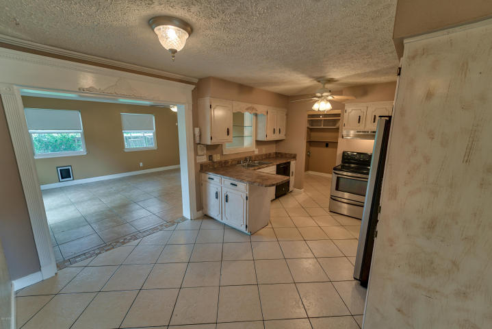 NO RECORDED SUBDIVISION - Residential