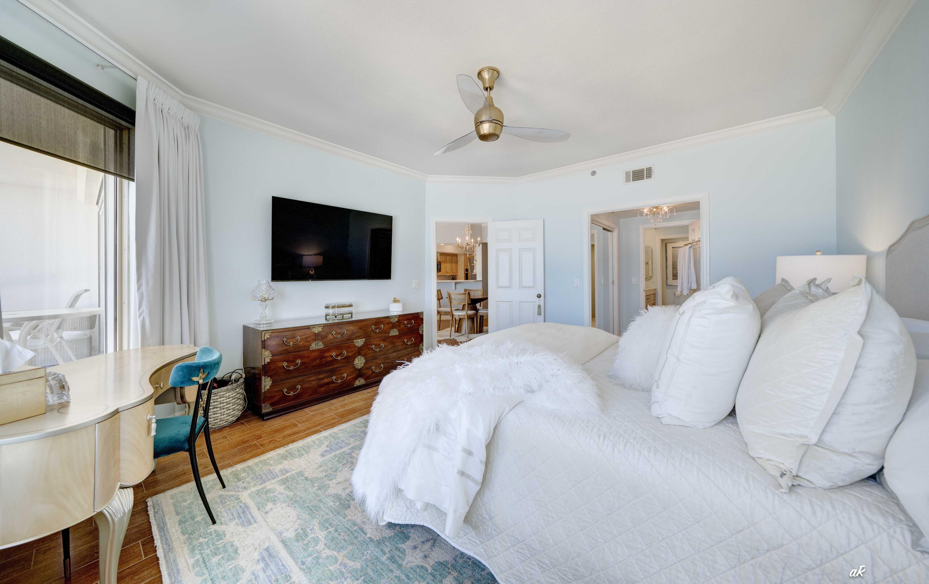 SUMMERWINDS CONDO - Residential
