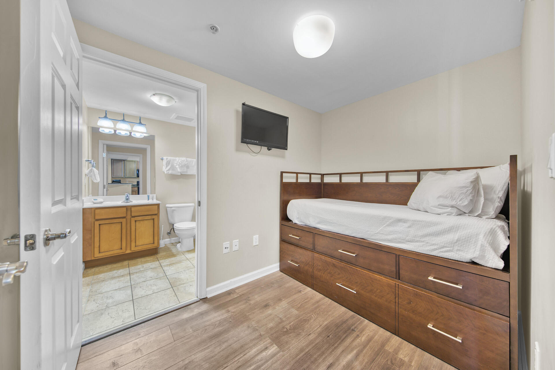 THE PALMS OF DESTIN - Residential