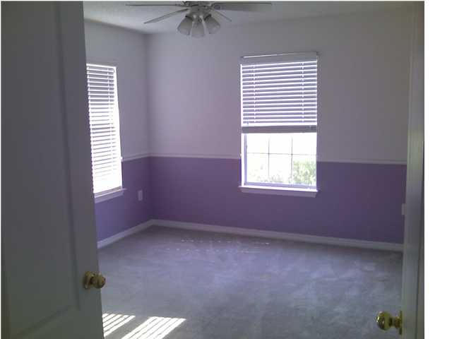 EMERALD LAKES PH 3 - Residential Lease